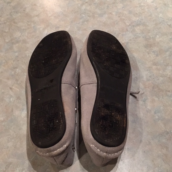 Lands End gray suede loafers (sz 7 1/2) - Picture 4 of 10